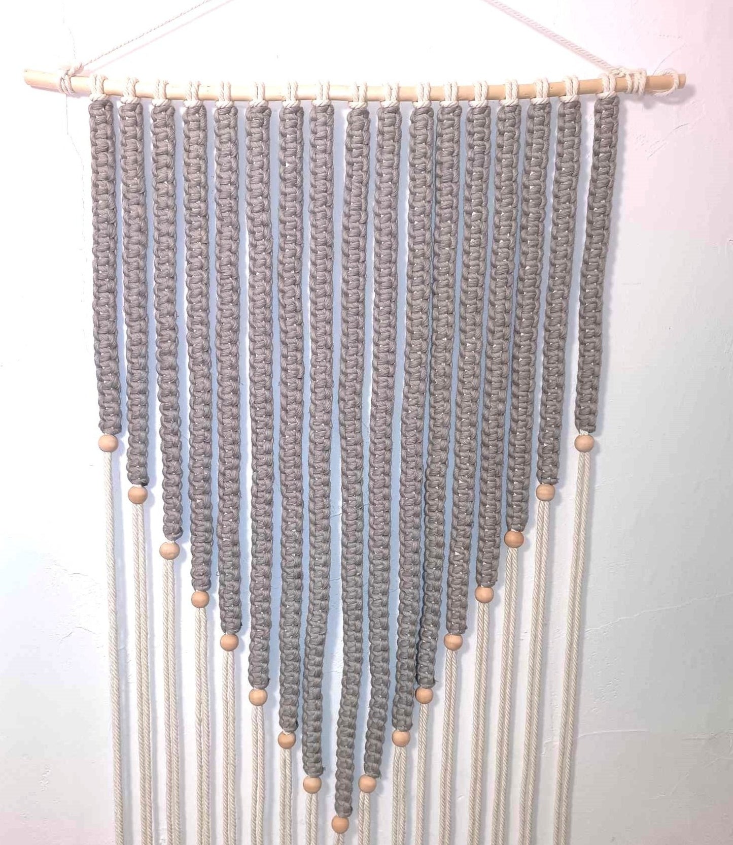 Tenture "Pyramide inversée"